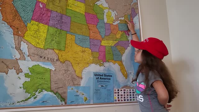 5 Year-Old Bella learned the 50 States