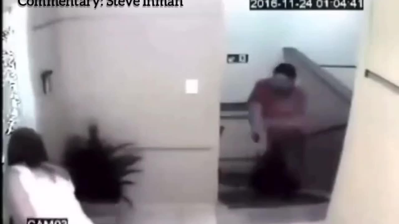 Robbers Score Several Doses of Leadicillin
