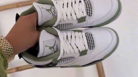 750Kicks Unboxing: Jordan 4 Retro Seafoam with @melaniestinstra - Style Fall 2023 Season NL J4S Fit