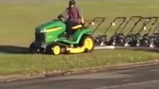 Mississippi Man Proves Why Nine Lawnmowers Are Better Than One