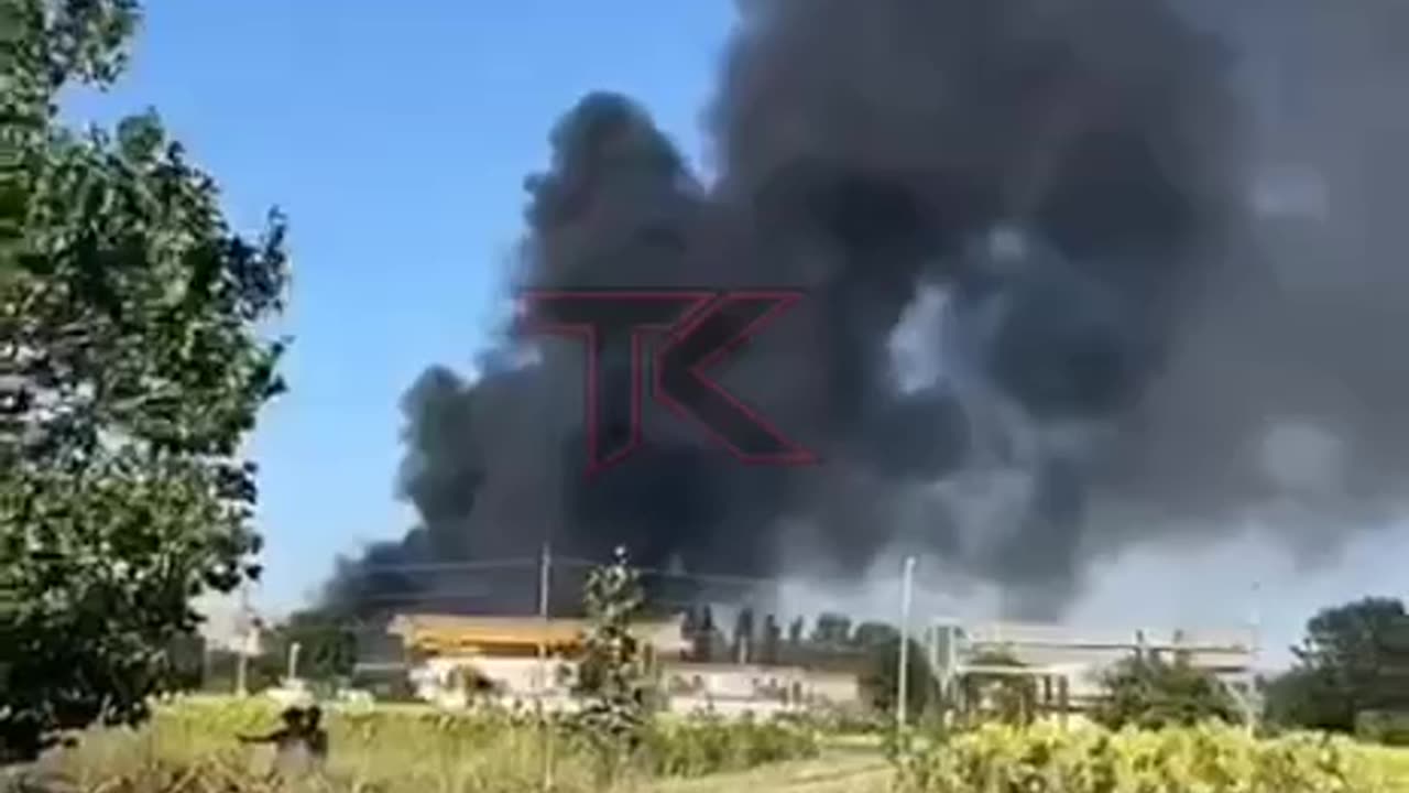 🔥 In Krasnodar, a production facility is on fire, the area of the fire is 5,000 P1