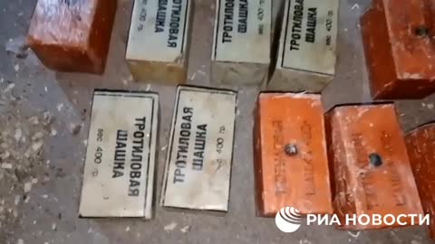 Russian Security Forces Arrested Members Of A Sabotage Group & Seized 48 Kilo's Of TNT In Kherson