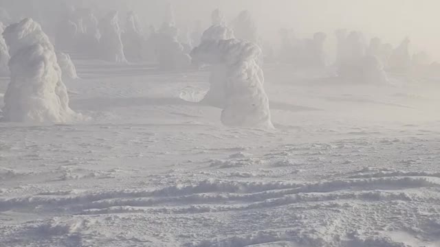 Sensational Winter Views From Romanian Mountain