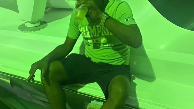 Living in Jamaica 876