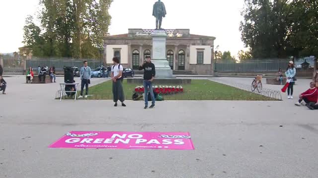 2021-10-16/16 - 13° evento, Caffè delle Mura, Lucca. Intervento di Tiziano Viviani