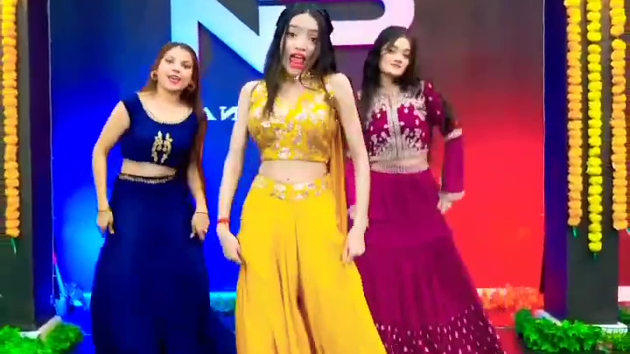 WeddingDanceSpecial😍 | ChalPyarKaregi | @Nrityaperformance #ShortsDanceVideo #Snehu #Yashika #shruti