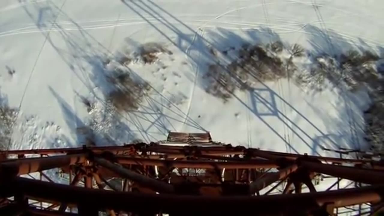 Russian BASE jump, Wile E Coyote style crash