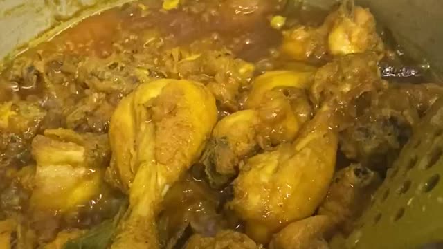 Roast pigeons and roast chicken