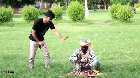 REAL SNAKE PRANK - EPIC SNAKE PRANK IN PAKISTAN - FUNNY REACTIONS ( PART 1 ) Still Fun Prank