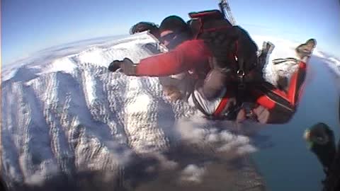skydiving in New Zealand
