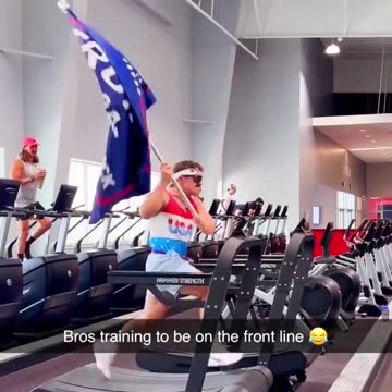 HOW A TRUE TRUMP SUPPORTER TRAINS 📖💪🧢