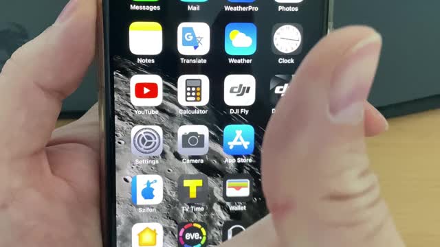 iPhone Hacks - How To Close Opened Apps Faster