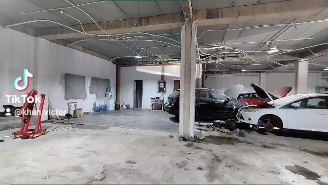 Salmabad:-Garage on Rent