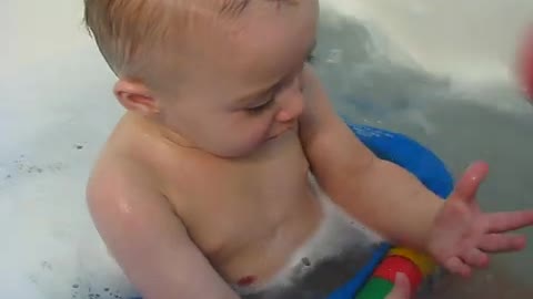 Baby Matthew Afraid of Bubbles (watch till the end)