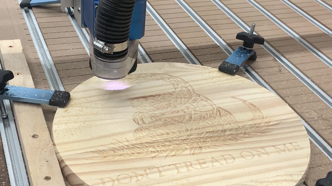 ASMR CNC Router Engraving Pine Wood