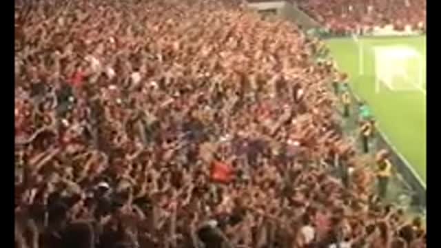 Torcida do Athletico Paranaense na baixada (show)