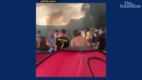 Tents set on fire at Reading music festival