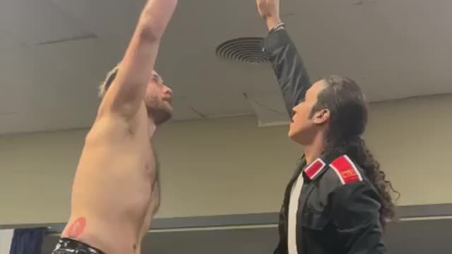 Santanna Jackson vs. Effy