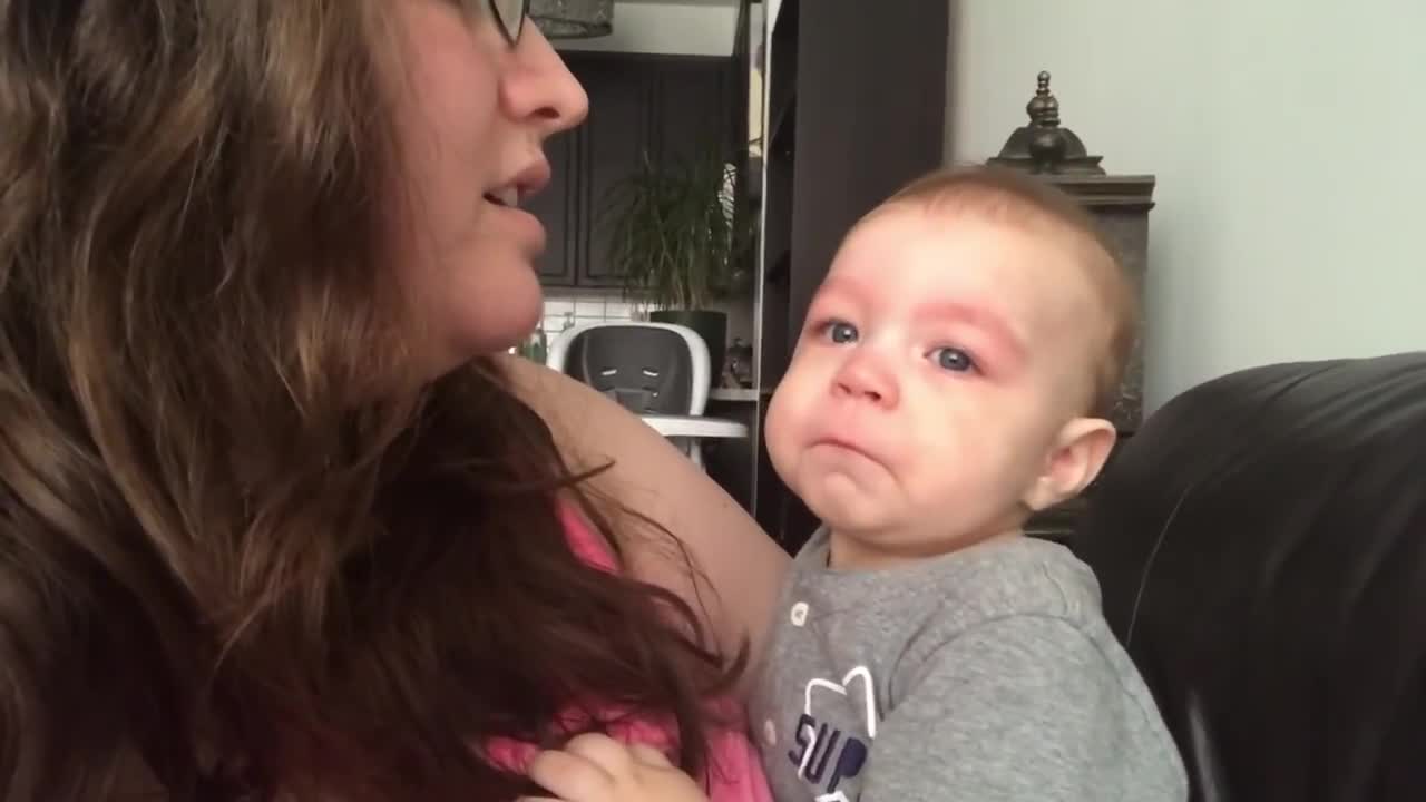 Baby's reaction after seeing mom clearly first time