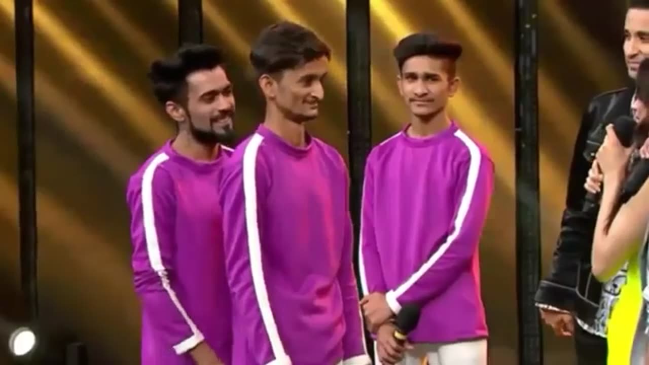 Raghav Juyal jokes on Remo || Raghav jokes on Dharmesh