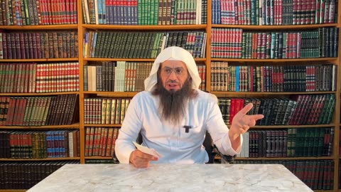 Reciting Qur`an: Mus`haf or iPhone? | (09) Ramadān 1445 Q&A | Shaykh Ahmad Jibril