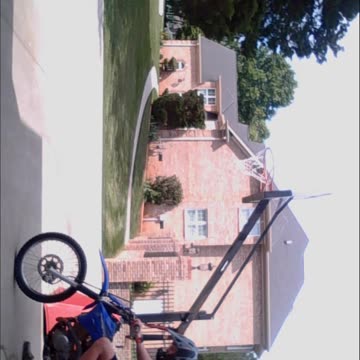 Short - A crazy wheelie on my TTR 125