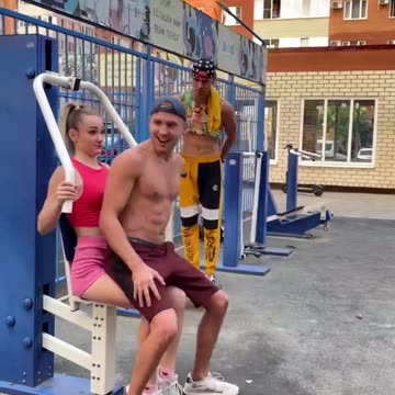 Sport Girl with Boy 😨😨