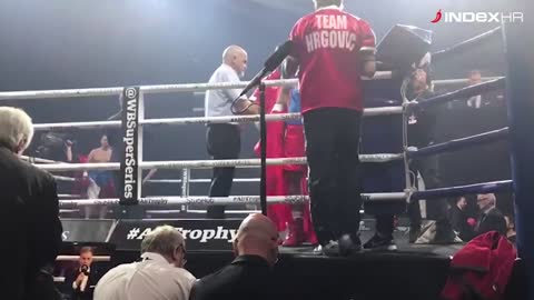 Hrgović uz pjesmu Geni kameni ulazi u ring