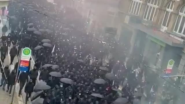 Massive Antifa group marches in Leipzig, Germany