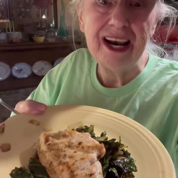 Stir Fried Collards/Filleted Chicken Breast