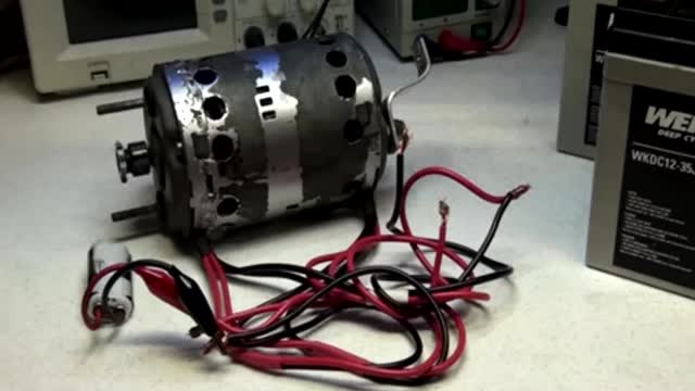 750W DC motor run by 2AA batteries