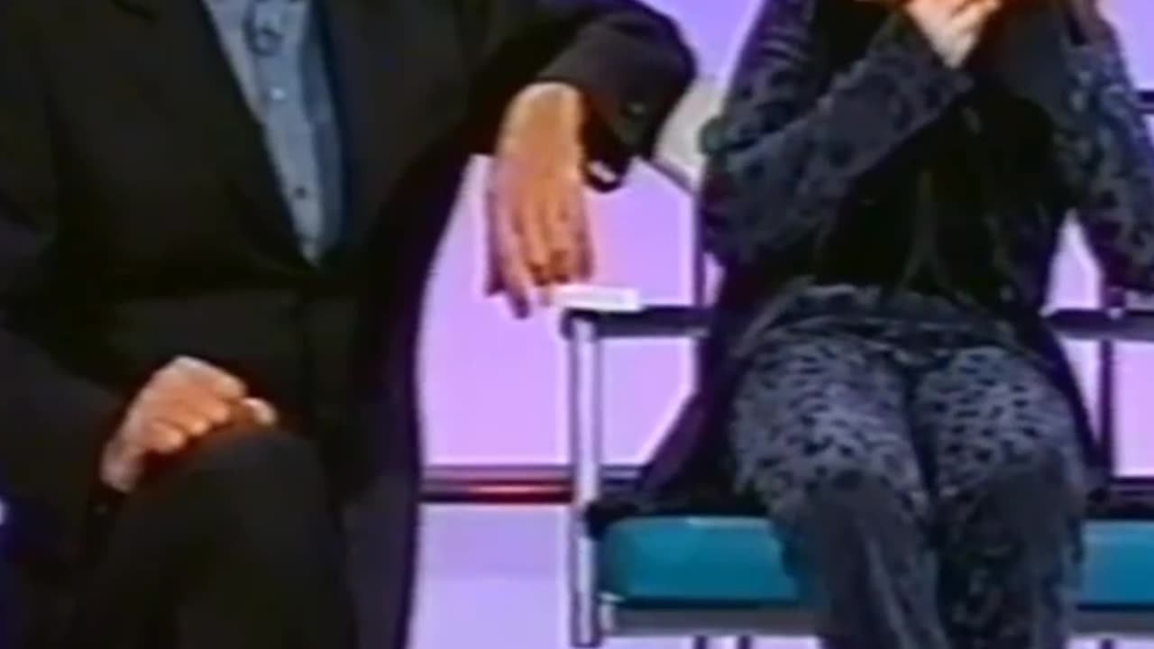 Michael Barrymore kids show fan 🥰 #runaway #secret #run #mummy #daddy #kidssaythefunniestthings #TV
