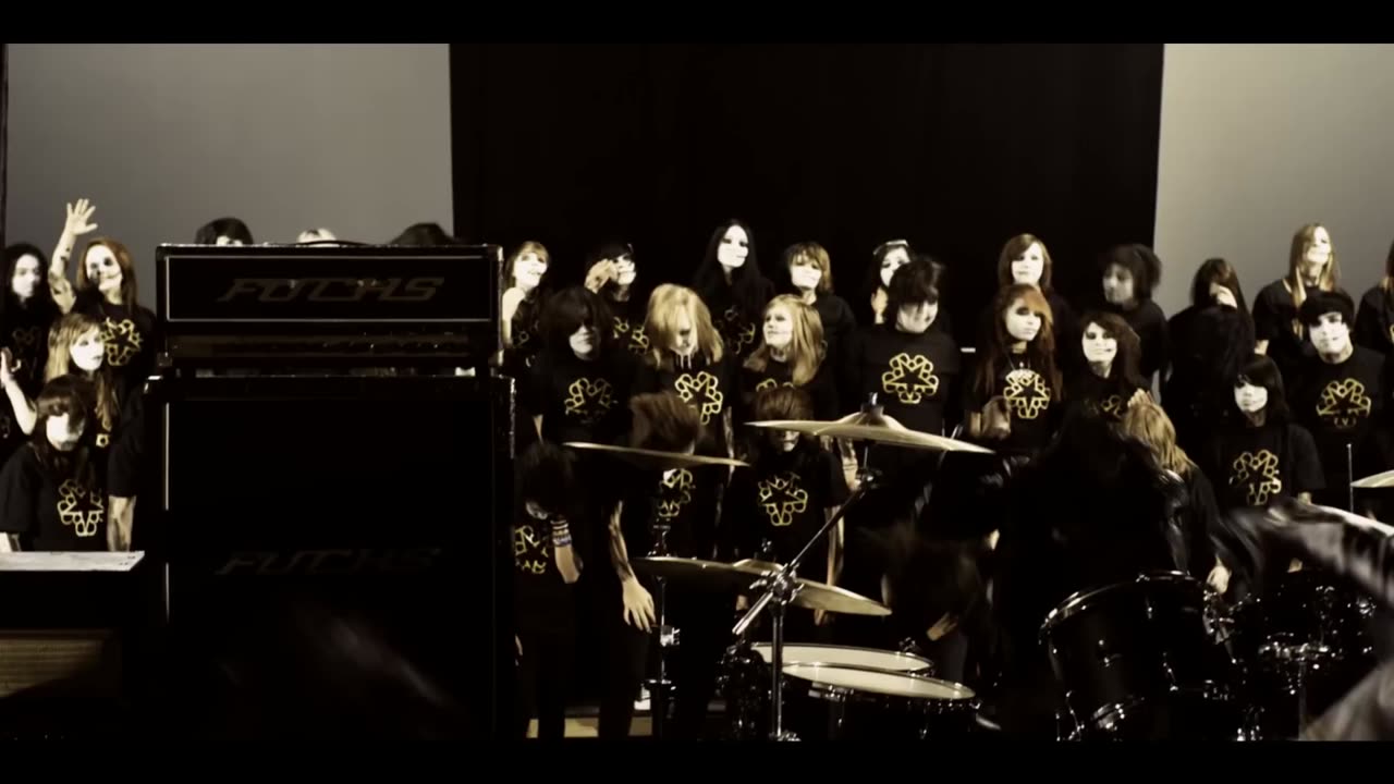 BLACK VEIL BRIDES _Perfect Weapon_ OFFICIAL MUSIC VIDEO