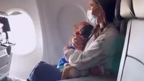 NON COMPLIANT TRAVELER TODDLER!!!!!!!!!!!!!!! HOW DARE THEY!!!!!!!!!!!!!