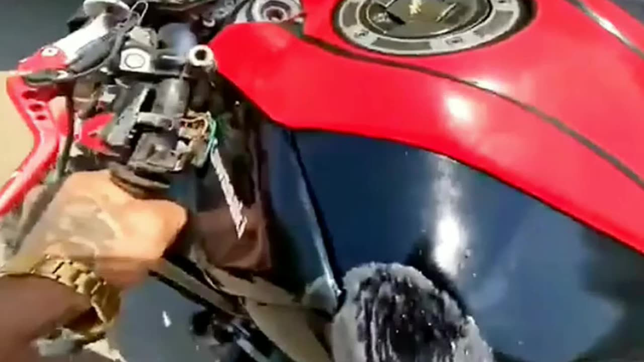 Live deadly😱 Crash on Z1000 while fail Aamir Majid #crash #shorts #Z1000 #viral #whilee #kawasaki