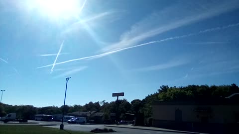 Chemtrails being sprayed over Akron Ohio 😮🤐😯😪😒😔😕