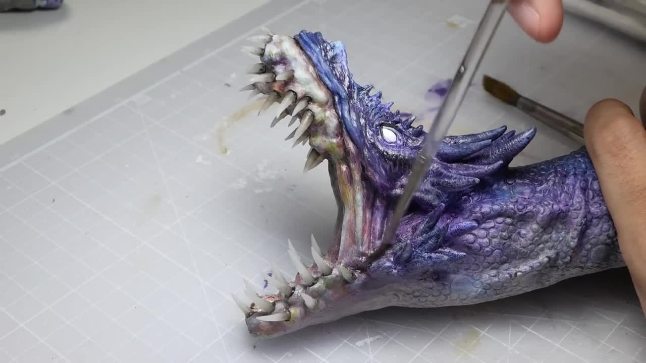 Use polymer clay to make dragon slayer