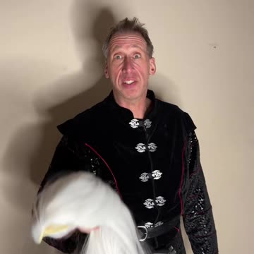 "Experience the Magic of MmmJoeMele!"