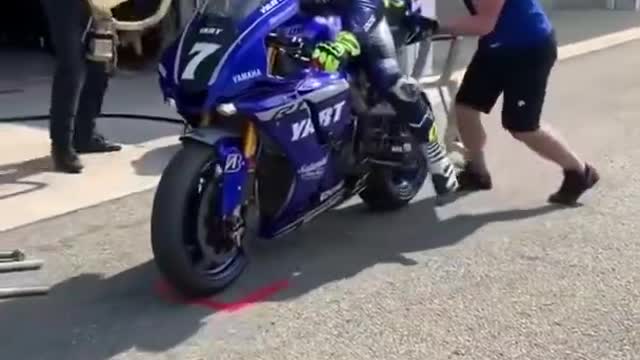 Fast enough.. 😱😍Best Yamaha R1M motogp bike 😍