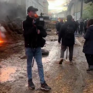 🚨BREAKING: French Revolution You won’t see this on the BBC Or CNN