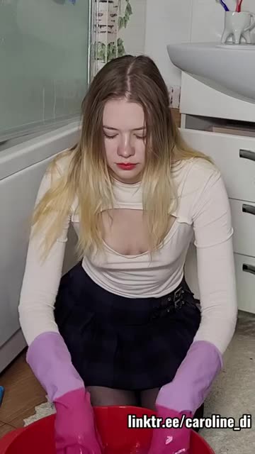 Bleaching a shirt at home