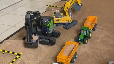 RC Excavator tractor trolley loading