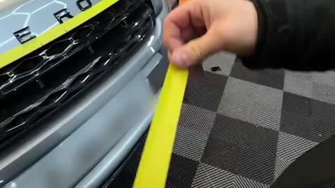 Smart way to center letters on car