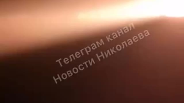 🇷🇺🇺🇦 Massive Explosion Of A Ukrainian Military Target Being Destroyed In Nikolaev
