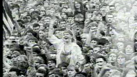 Guns N' Roses - Paradise City