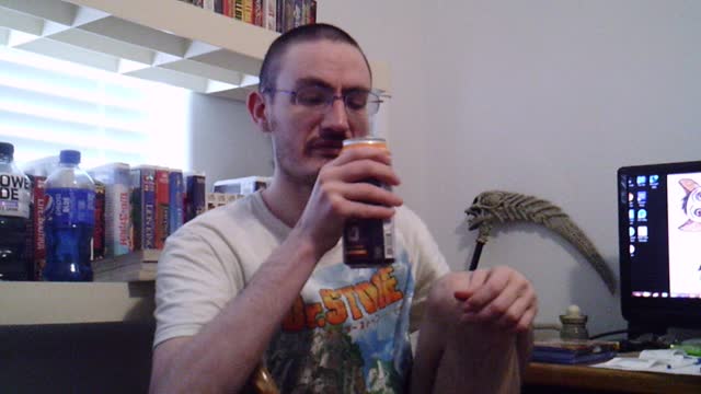 Reaction to G-Fuel Crash Bandicoot Wumpa Fruit Energy Drink