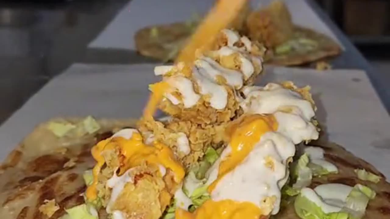 Zinger pratha roll