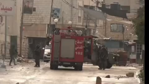 كتيبة جنين تستهدف احد جنود الاسرائيلين اصابه مباشرة