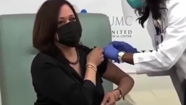 Was there really 'no needle' when Kamala Harris got vaccinated for Covid-19? Look again…