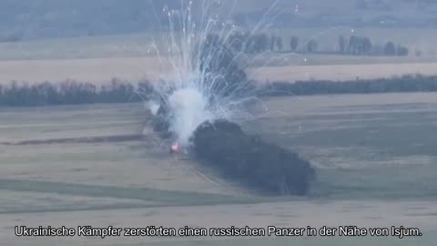 Ukrainische Kämpfer zerstörten einen russischen Panzer in der Nähe von Isjum.